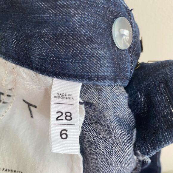 LOFT Women's Shorts - Size 6, Chic & Versatile, Summer Essential - Picture 9 of 10